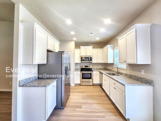 110 Culver St in Jackson, GA - Building Photo - Building Photo