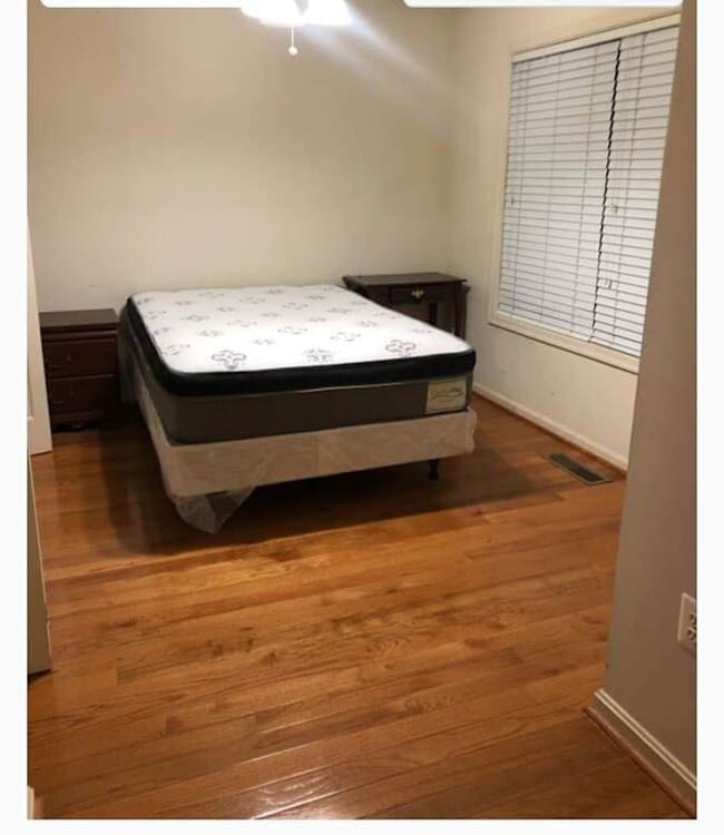 property at 9117 Mulder Ct