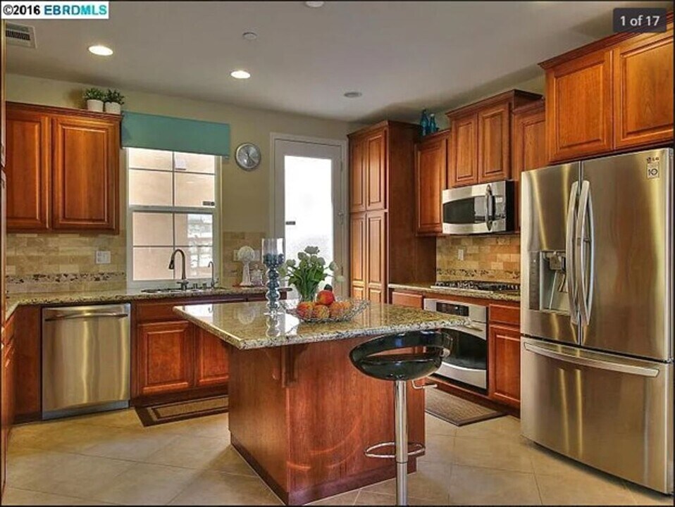 3461 Bramante Ln in Dublin, CA - Building Photo