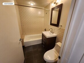 327 E 101st St in New York, NY - Building Photo - Building Photo