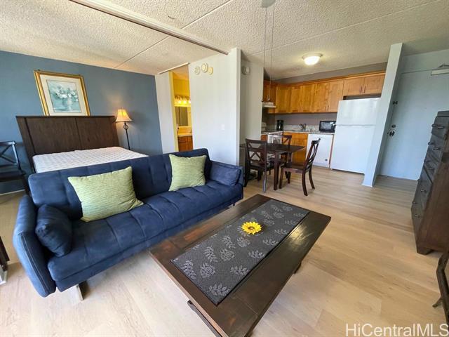 property at 2240 Kuhio Ave.