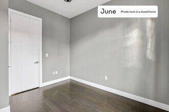 Private bedroom in 4 bed/2 bath Home in New York, NY - Foto de edificio - Building Photo