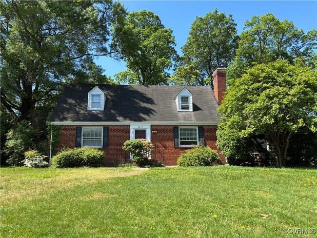 property at 5813 Fitzhugh Ave