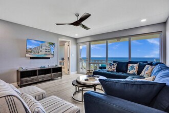 1169 Hillsboro Mile in Hillsboro Beach, FL - Building Photo - Building Photo