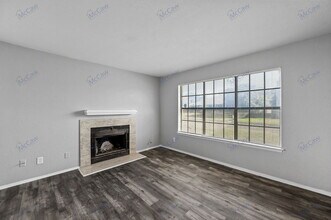 600 Starlinda Ct in Arlington, TX - Building Photo - Building Photo