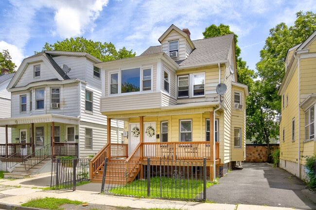 20 Crawford St, Unit #1