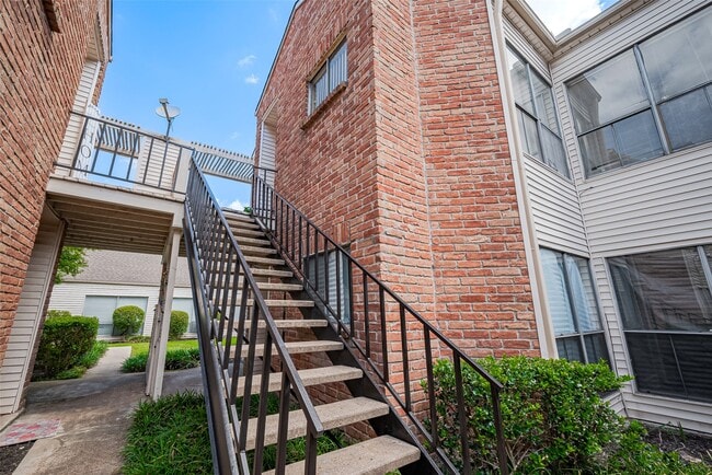property at 10176 Oakberry St