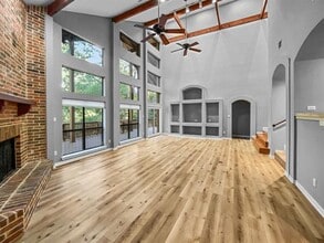 1314 Creekwood Dr in Garland, TX - Building Photo - Building Photo