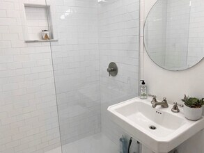 1243 Martin Dr in Cincinnati, OH - Building Photo - Building Photo