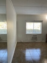 101 Woodhaven Dr, Unit 64 in Hilton Head Island, SC - Building Photo