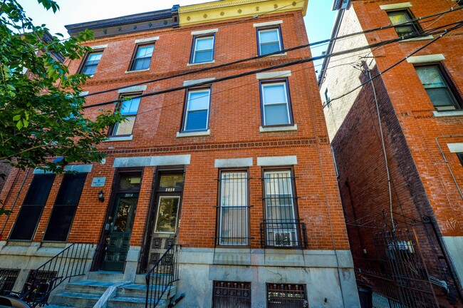 3916 Pine St, Unit 1