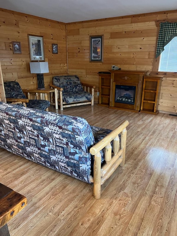 property at 459 Overlook Ct