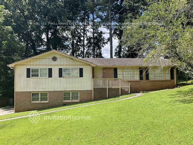 property at 1569 Dogwood Ln