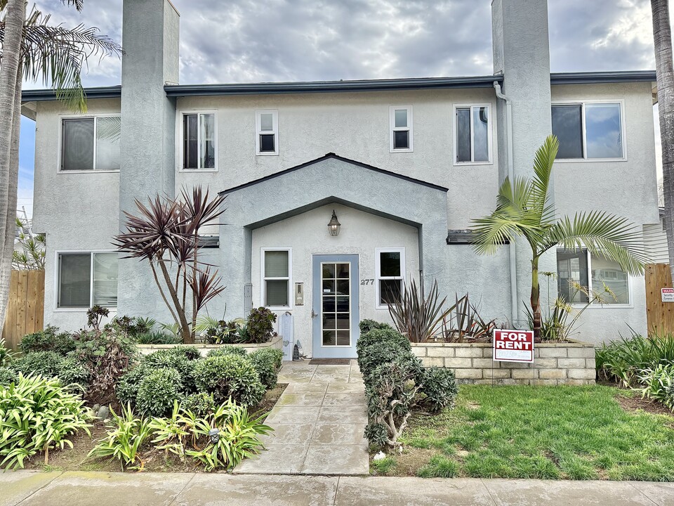 277 Elm Ave, Unit A in Imperial Beach, CA - Foto de edificio