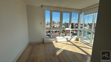EAST 2ND ST in New York, NY - Building Photo - Building Photo