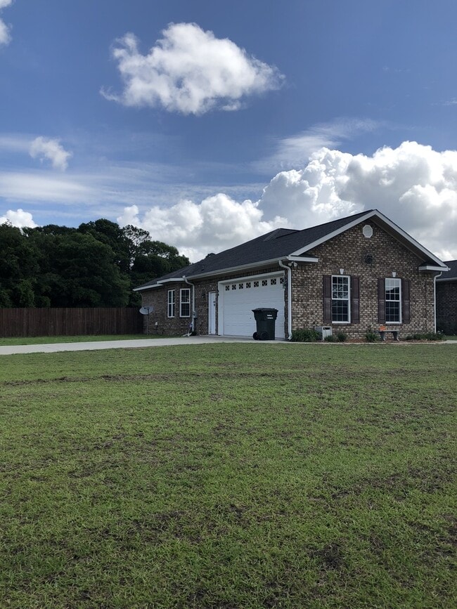 66 Conner Dr in Ludowici, GA - Building Photo - Building Photo