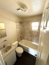 3001 C.R. Smith St in Orlando, FL - Foto de edificio - Building Photo