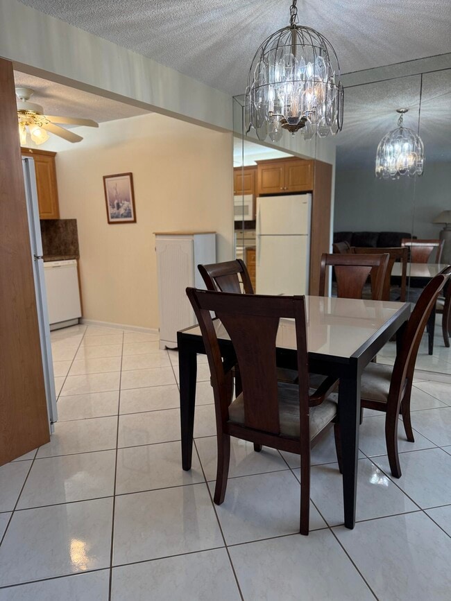 3018 Wolverton E in Boca Raton, FL - Building Photo - Building Photo