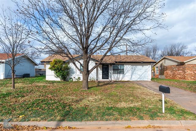 3010 Wenwood Rd in Abilene, TX - Building Photo