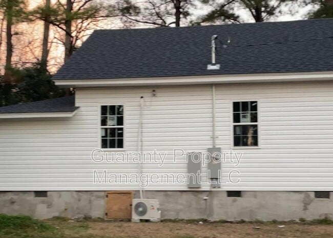 410 W I St in Erwin, NC - Building Photo - Building Photo
