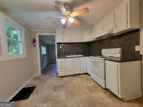 210 Highland Dr in Winder, GA - Building Photo - Building Photo