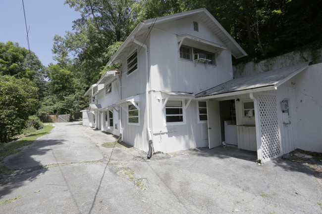 135 Wildflower Way in Marion, NC - Building Photo - Building Photo