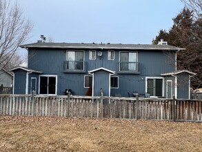 543 Strachan Dr in Fort Collins, CO - Foto de edificio - Building Photo