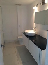 3610 Yacht Club Dr-Unit -701 in Aventura, FL - Building Photo - Building Photo