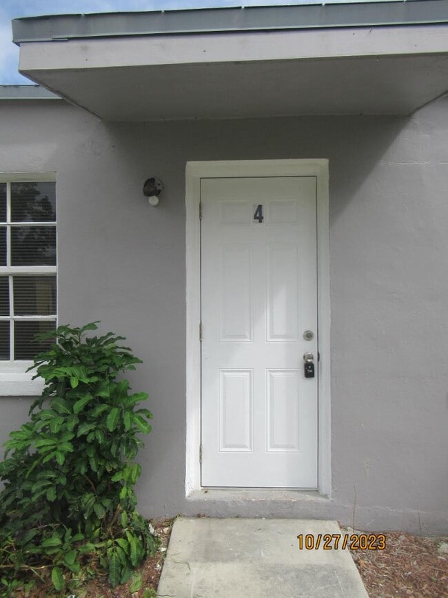 property at 2325 Madison St