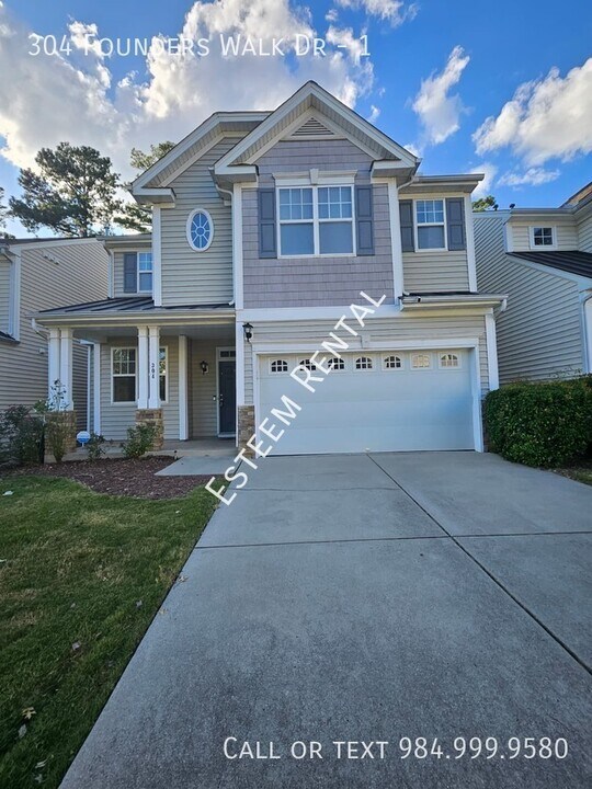 304 Founders Walk Dr in Morrisville, NC - Building Photo