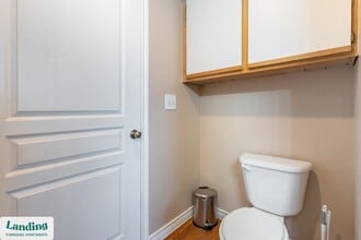 1501 Westpark View Dr, Unit 426 in Fort Worth, TX - Foto de edificio - Building Photo