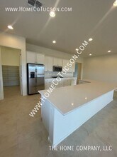 38628 S Running Roses Ln in Saddlebrooke, AZ - Building Photo - Building Photo