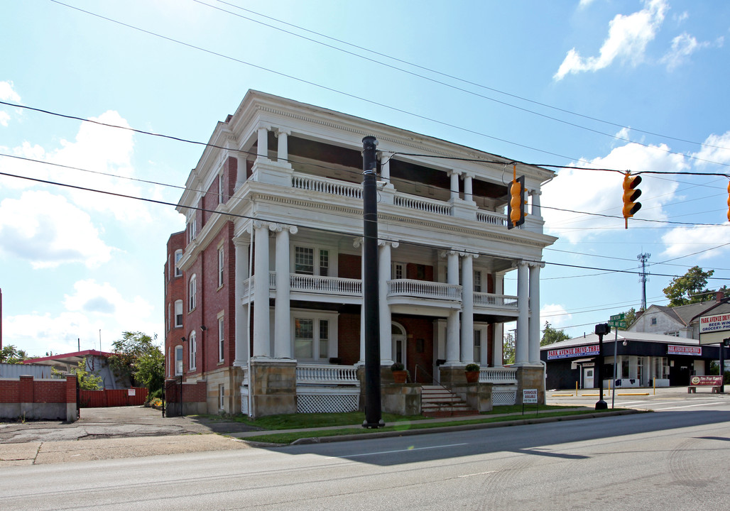 283 Park Ave W in Mansfield, OH - Building Photo