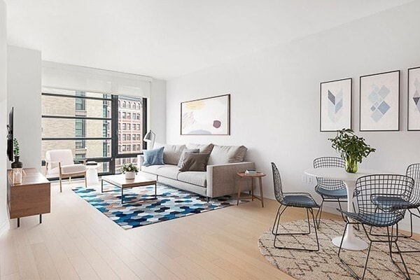 property at 580 Washington St