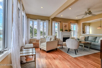 113 Central Ave in Ocean Grove, NJ - Building Photo - Building Photo