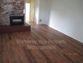 1038 Bayview Ave in Pacific Grove, CA - Building Photo - Building Photo
