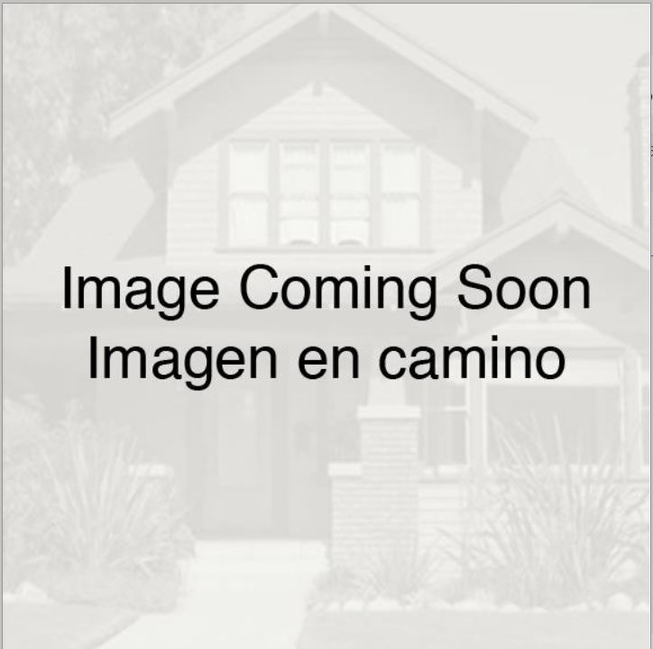 17 S Agassiz St in Flagstaff, AZ - Building Photo