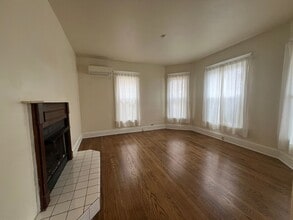 419 W Pine St in Johnson City, TN - Building Photo - Building Photo