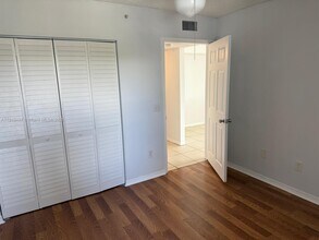 165 NW 96th Ter in Pembroke Pines, FL - Building Photo - Building Photo