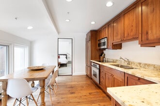 900 E Durant Ave in Aspen, CO - Building Photo - Building Photo