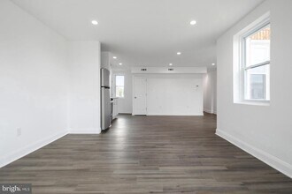 274 N 58th St in Philadelphia, PA - Building Photo - Building Photo