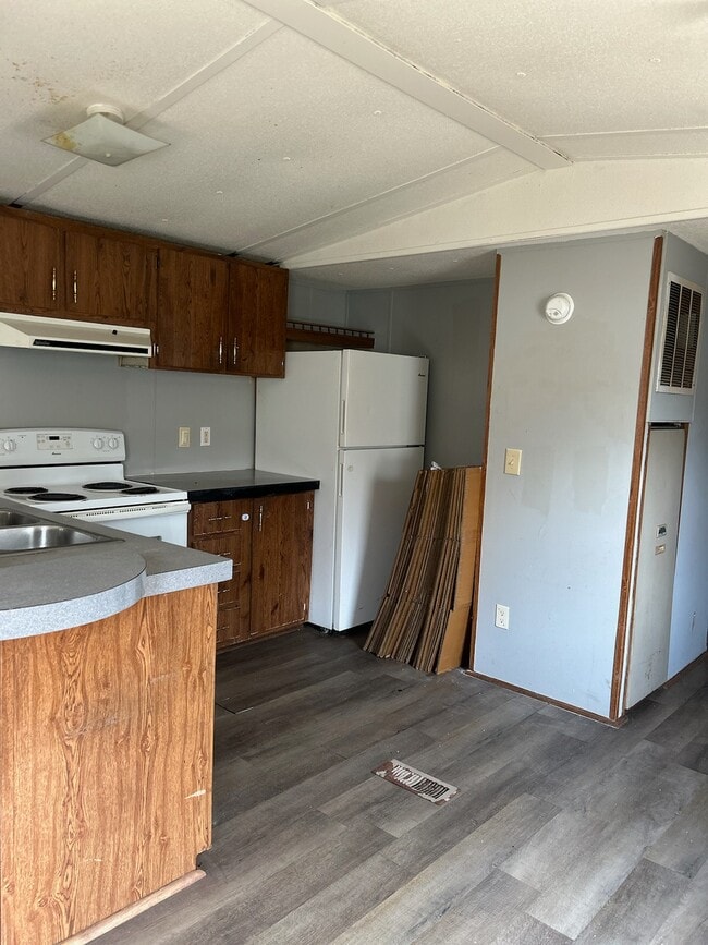 773 Barren Hollow Rd in Hurricane Mills, TN - Building Photo - Building Photo