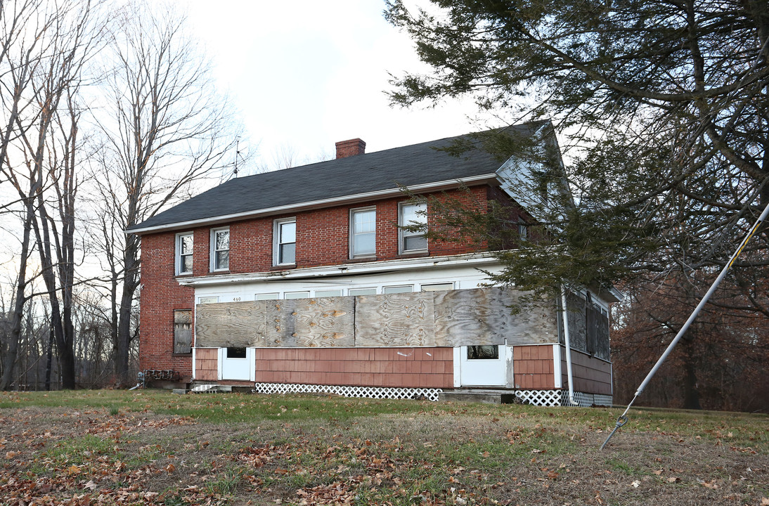 458-460 Cottage Grove Rd in Bloomfield, CT - Building Photo