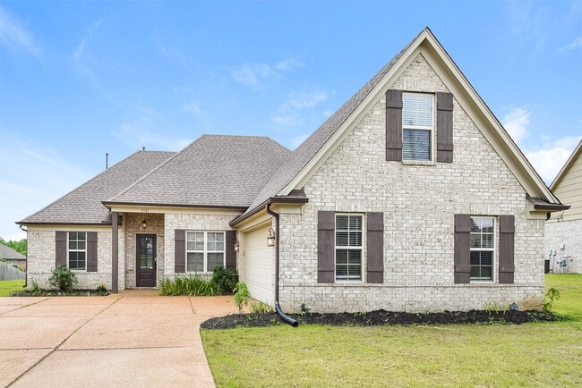 property at 2583 Molly Ln
