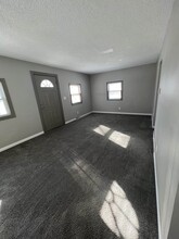 305 Titus Ave in Des Moines, IA - Building Photo - Building Photo