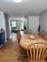 560 Bedford St in Abington, MA - Building Photo - Building Photo