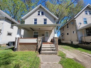 263 E York St in Akron, OH - Building Photo - Building Photo