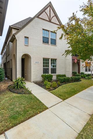 625 Surrey Ln in Flower Mound, TX - Building Photo - Building Photo