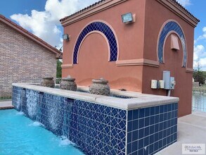 2200 Laredo Rd in Brownsville, TX - Building Photo - Building Photo