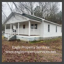 236 Turvey Nichols Rd in Cisco, GA - Building Photo